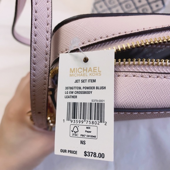 Michael Kors Jet set crossbody in blush pink - Picture 6 of 9